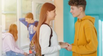 【使える英語表現】デートや遊びに誘う時に使える英語表現